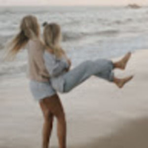 Meet your Posher, Hollyn